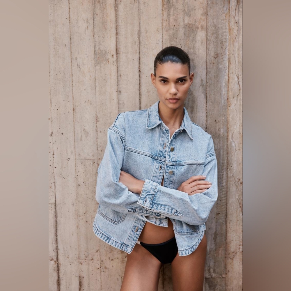 Zara oversized light blue stone wash denim jacket XS patch pockets